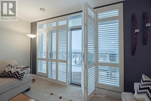 1202 - 250 Pall Mall Street, London East (East F), ON - Indoor