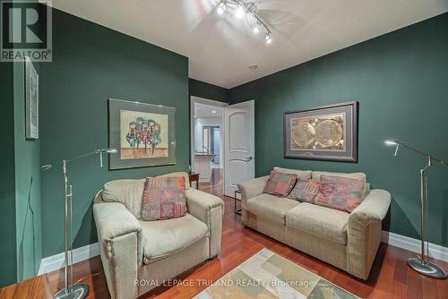 1202 - 250 Pall Mall Street, London East (East F), ON - Indoor Photo Showing Living Room