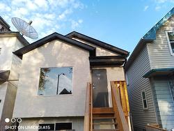 647 Toronto Street  Winnipeg, MB R3E 1Z4