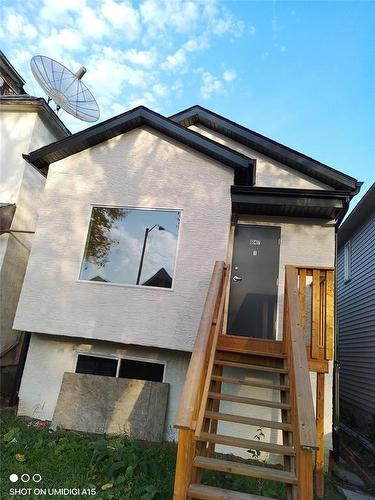 647 Toronto Street, Winnipeg, MB - Outdoor