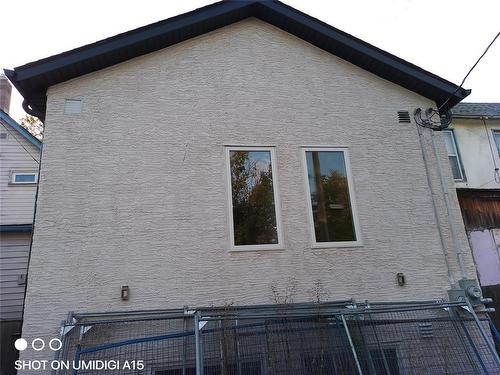 647 Toronto Street, Winnipeg, MB - Outdoor With Exterior