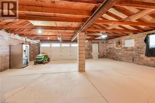 120 Second Road E, Stoney Creek, ON - Indoor Photo Showing Garage