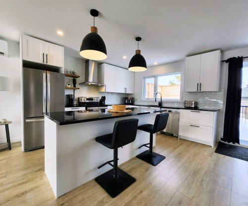 Cuisine - 2175 Rue Pierre-Matte, Shawinigan, QC - Indoor Photo Showing Kitchen With Upgraded Kitchen