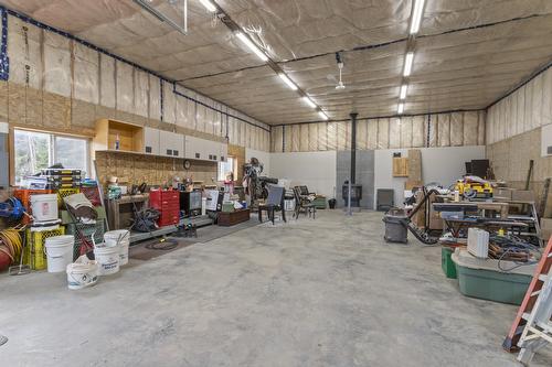 1087 Bear Brook Road, Arrow Creek, BC - Indoor Photo Showing Garage
