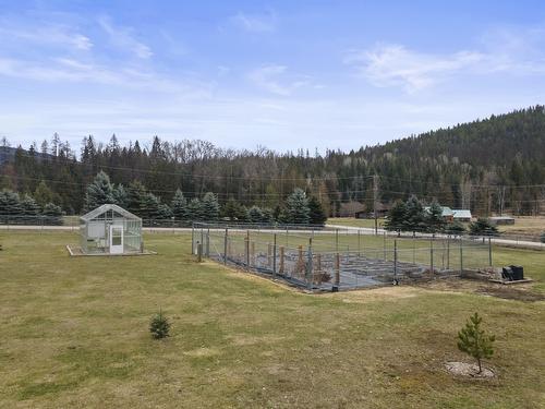 1087 Bear Brook Road, Arrow Creek, BC - Outdoor