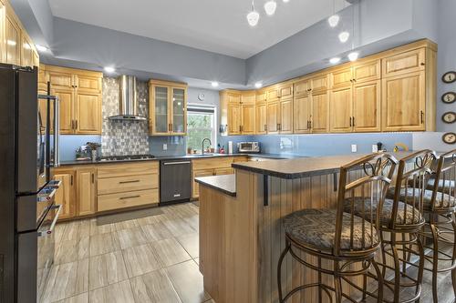 1087 Bear Brook Road, Arrow Creek, BC - Indoor Photo Showing Kitchen