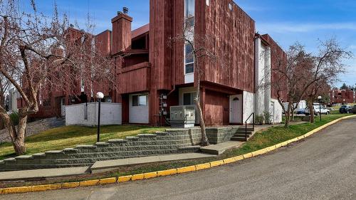 54-1435 Summit Drive  Kamloops, BC V2E 1S4