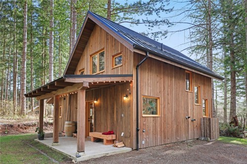 2138 Left Rd, Courtenay, BC 
