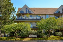 207-2211 Shelbourne St Victoria, BC V8R 4K9