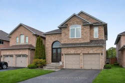 68 Grandlea Crescent Markham, ON L3S 4A3