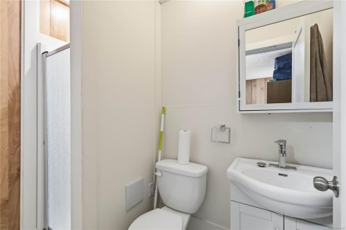 2940 Cedar Hill Rd, Victoria, BC 