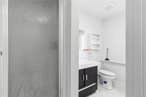 2940 Cedar Hill Rd, Victoria, BC 