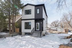 230 Armstrong AVE  Winnipeg, MB R2V 1P6