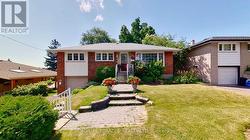 UPPER - 775 SHELLEY AVENUE Oshawa, ON L1H 3J7