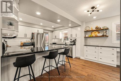 50 Edgewater Drive, Hamilton, ON - Indoor Photo Showing Kitchen With Upgraded Kitchen