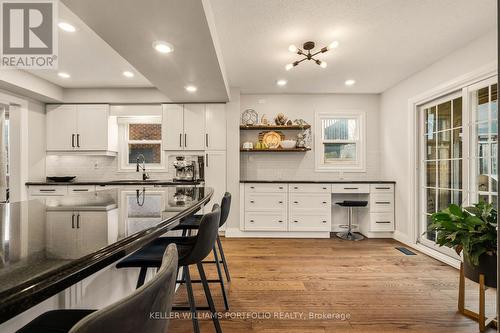 50 Edgewater Drive, Hamilton, ON - Indoor Photo Showing Kitchen With Upgraded Kitchen