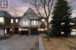 29 MUGFORD ROAD Aurora, ON L4G 7H4