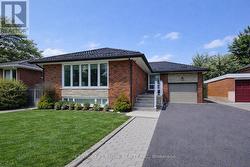 14 THORPE ROAD Toronto, ON M9R 2C2