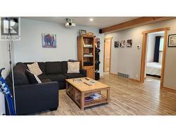 1675 LeRoi Avenue Rossland, BC V0G 1Y0