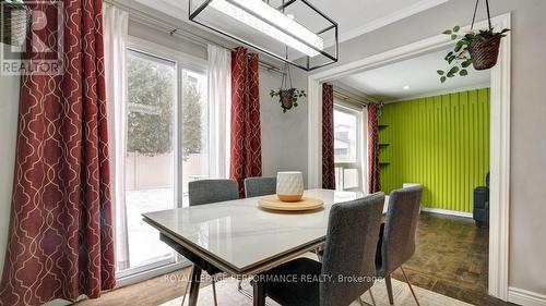32 Brando Crescent, Ottawa, ON - Indoor Photo Showing Dining Room