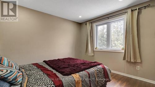 32 Brando Crescent, Ottawa, ON - Indoor Photo Showing Bedroom