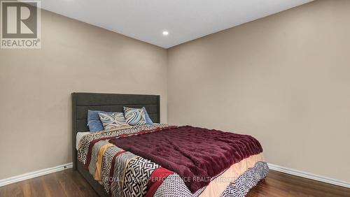 32 Brando Crescent, Ottawa, ON - Indoor Photo Showing Bedroom
