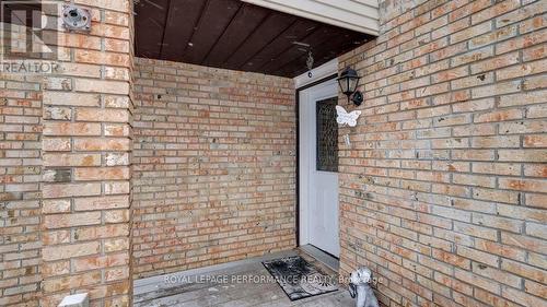 32 Brando Crescent, Ottawa, ON - Outdoor With Exterior
