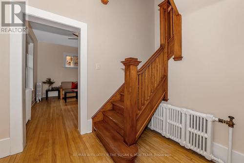 196 Augusta - entrance to living room - 194 Augusta Street, Ottawa, ON - Indoor Photo Showing Other Room