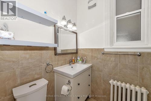 194 Augusta apt 1 - 194 Augusta Street, Ottawa, ON - Indoor Photo Showing Bathroom