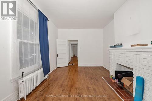 194 Augusta apt 2 - 194 Augusta Street, Ottawa, ON - Indoor Photo Showing Other Room