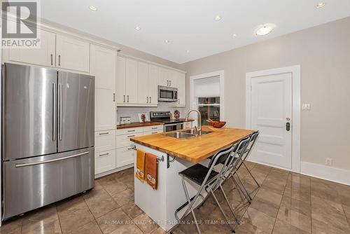 196 Augusta - 194 Augusta Street, Ottawa, ON - Indoor Photo Showing Kitchen With Double Sink