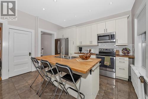 196 Augusta - 194 Augusta Street, Ottawa, ON - Indoor Photo Showing Kitchen With Double Sink