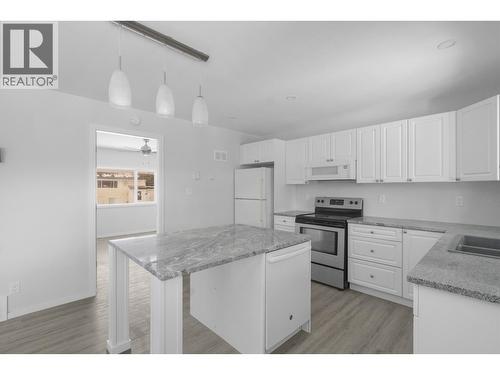 15 Gannet Crescent, Kitimat, BC - Indoor Photo Showing Kitchen With Double Sink With Upgraded Kitchen
