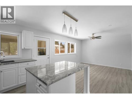 15 Gannet Crescent, Kitimat, BC - Indoor Photo Showing Kitchen