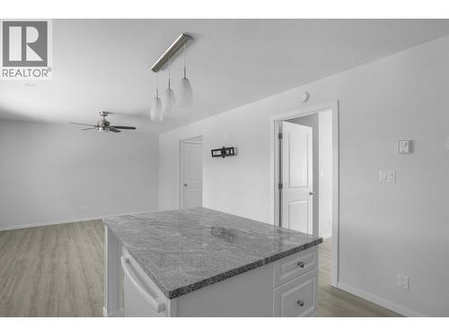 15 Gannet Crescent, Kitimat, BC - Indoor Photo Showing Kitchen