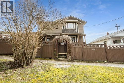 704 Fell Street, Nelson, BC - Outdoor