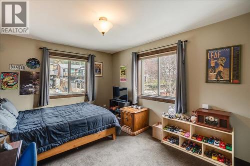 704 Fell Street, Nelson, BC - Indoor Photo Showing Bedroom