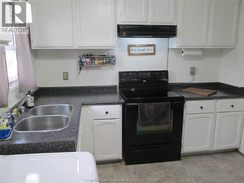30 Regency Drive, Chatham, ON 