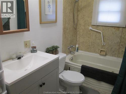 30 Regency Drive, Chatham, ON 