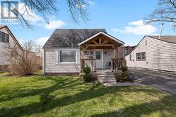 325 CROWLAND AVENUE Welland (Lincoln/Crowland), ON L3B 1X5