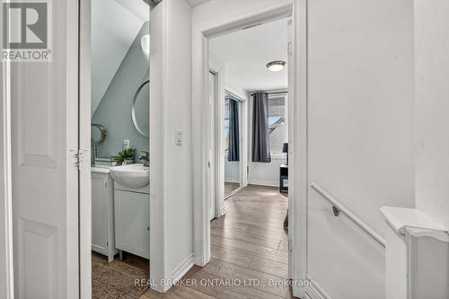 325 Crowland Avenue, Welland (Lincoln/Crowland), ON - Indoor Photo Showing Other Room