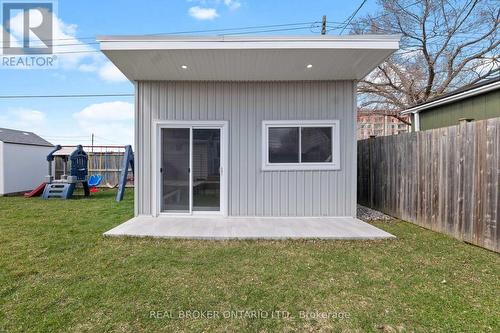 325 Crowland Avenue, Welland (Lincoln/Crowland), ON - Outdoor With Exterior