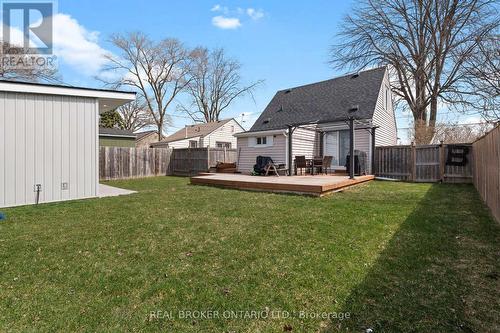 325 Crowland Avenue, Welland (Lincoln/Crowland), ON - Outdoor With Deck Patio Veranda
