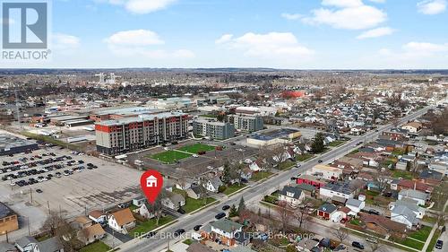 325 Crowland Avenue, Welland (Lincoln/Crowland), ON - Outdoor With View