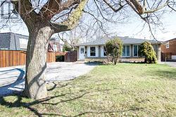 881 LAWRENCE ROAD  Hamilton (Glenview), ON L8K 2A4