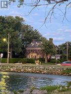 7505 Riverside DRIVE East Windsor, ON N8S 1C8