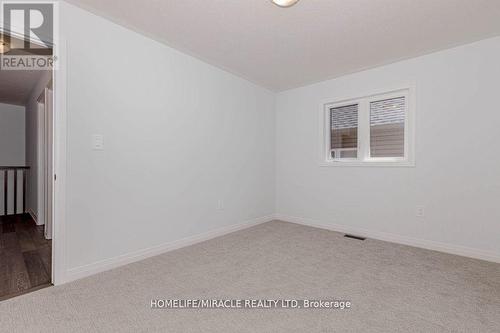 223 Rockledge Drive, Hamilton, ON - Indoor Photo Showing Other Room