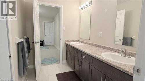 110 Rivertrail Avenue, Kitchener, ON - Indoor Photo Showing Bathroom