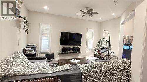 110 Rivertrail Avenue, Kitchener, ON - Indoor Photo Showing Living Room