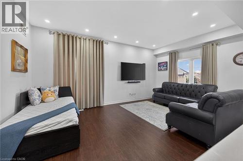 Living area with wood finished floors and recessed lighting - 80 Severino Circle, Smithville, ON - Indoor Photo Showing Living Room